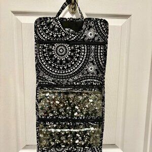 NEW Vera Bradley hanging toiletry bag
